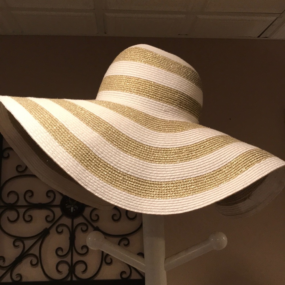 Cute Floppy Beach Hat